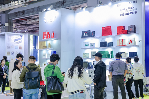 2024上海服装展 时尚盛宴，洞察行业新趋势